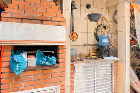 Casa à venda com 128m², 2 quartos e 2 vagasQuintal e Churrasqueira