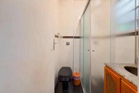 Casa à venda com 128m², 2 quartos e 2 vagasBanheiro Térreo