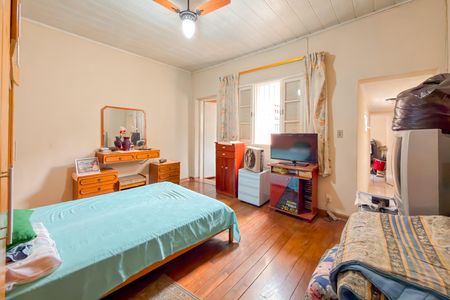 Casa à venda com 128m², 2 quartos e 2 vagasSuíte