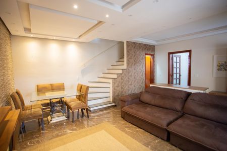 SALA de casa para alugar com 3 quartos, 200m² em Jaguará, São Paulo