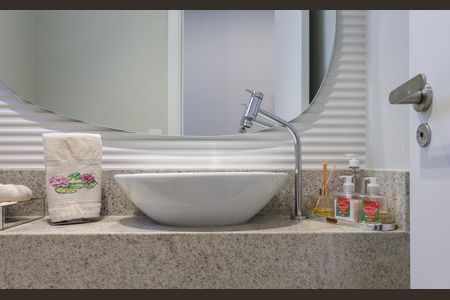 Casa de condomínio para alugar com 175m², 4 quartos e 3 vagas Casa de condomínio para alugar com 175m², 4 quartos e 3 vagasLavabo