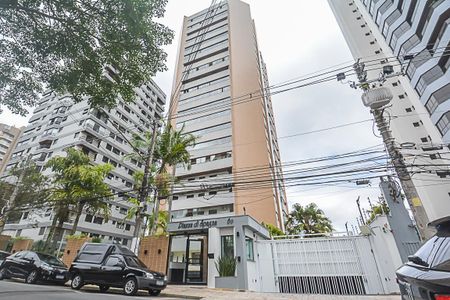 Apartamento à venda com 240m², 3 quartos e 4 vagasFachada e portaria