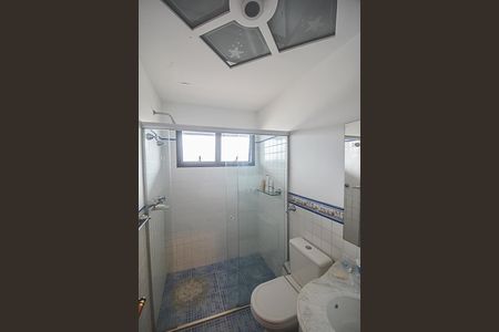 Apartamento à venda com 240m², 3 quartos e 4 vagasBanheiro da Suíte 2