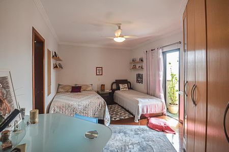 Apartamento à venda com 240m², 3 quartos e 4 vagasQuarto Suíte