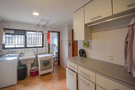 Apartamento à venda com 240m², 3 quartos e 4 vagasÁrea de Serviço