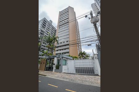 Apartamento à venda com 240m², 3 quartos e 4 vagasFachada e portaria