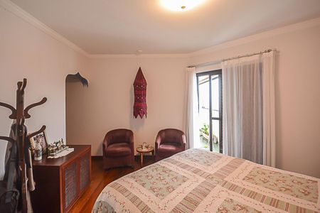 Apartamento à venda com 240m², 3 quartos e 4 vagasQuarto 3 - Suíte