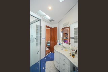 Apartamento à venda com 240m², 3 quartos e 4 vagasBanheiro da Suíte