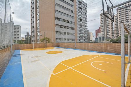 Apartamento à venda com 240m², 3 quartos e 4 vagasQuadra