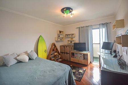 Apartamento à venda com 240m², 3 quartos e 4 vagasQuarto 2 - Suíte