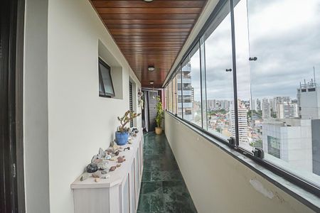 Apartamento à venda com 240m², 3 quartos e 4 vagasSacada do Quartos