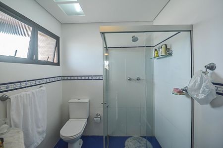 Apartamento à venda com 240m², 3 quartos e 4 vagasBanheiro da Suíte