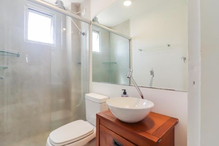 Banheiro de apartamento para alugar com 1 quarto, 36m² em Jaguaré, São Paulo