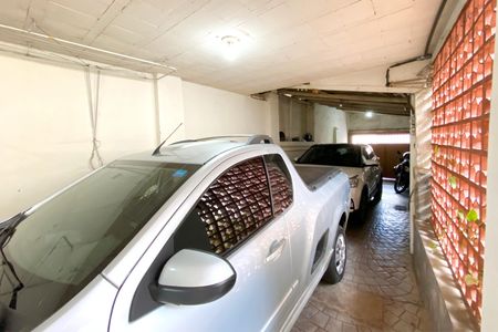 Casa à venda com 460m², 7 quartos e 3 vagas Casa à venda com 460m², 7 quartos e 3 vagasGaragem