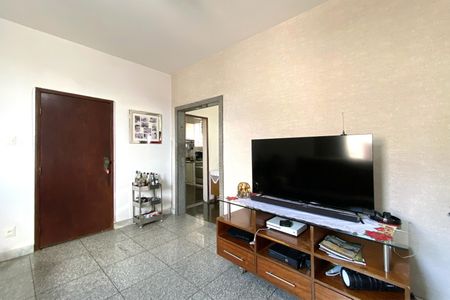 Casa à venda com 460m², 7 quartos e 3 vagas Casa à venda com 460m², 7 quartos e 3 vagasCasa 2