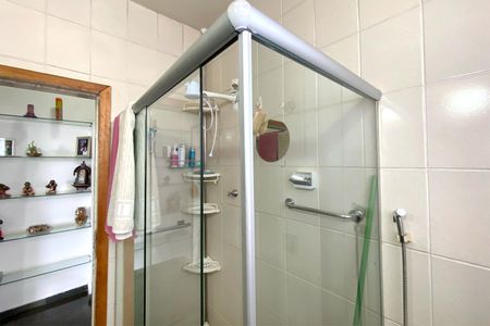 Casa à venda com 460m², 7 quartos e 3 vagas Casa à venda com 460m², 7 quartos e 3 vagasCasa 2