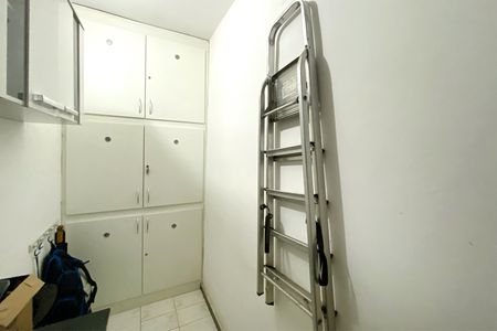 Casa à venda com 460m², 7 quartos e 3 vagas Casa à venda com 460m², 7 quartos e 3 vagasCasa 2