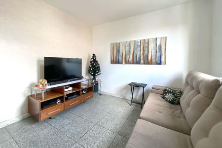 Casa à venda com 460m², 7 quartos e 3 vagas Casa à venda com 460m², 7 quartos e 3 vagasCasa 2