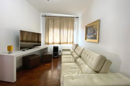 Casa à venda com 460m², 7 quartos e 3 vagas Casa à venda com 460m², 7 quartos e 3 vagasCasa 3