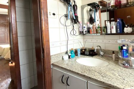 Casa à venda com 460m², 7 quartos e 3 vagas Casa à venda com 460m², 7 quartos e 3 vagasCasa 3