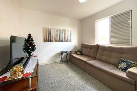 Casa à venda com 460m², 7 quartos e 3 vagas Casa à venda com 460m², 7 quartos e 3 vagasCasa 2