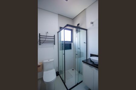 Banheiro de kitnet/studio para alugar com 1 quarto, 30m² em Vila Trujillo, Sorocaba