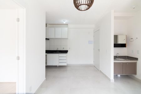 Sala - Cozinha de apartamento para alugar com 2 quartos, 37m² em Jaguaré, São Paulo