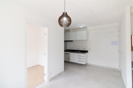 Sala - Cozinha de apartamento para alugar com 2 quartos, 37m² em Jaguaré, São Paulo