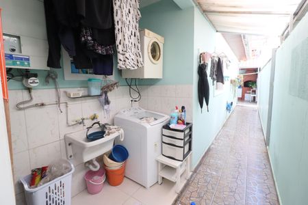 Casa à venda com 128m², 2 quartos e 2 vagasÁrea de Serviço