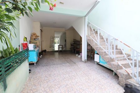 Casa à venda com 128m², 2 quartos e 2 vagasGaragem