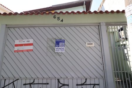 Casa à venda com 128m², 2 quartos e 2 vagasFachada