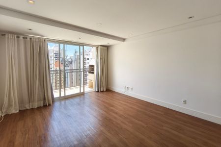 Sala de apartamento à venda com 1 quarto, 67m² em Cambuí, Campinas