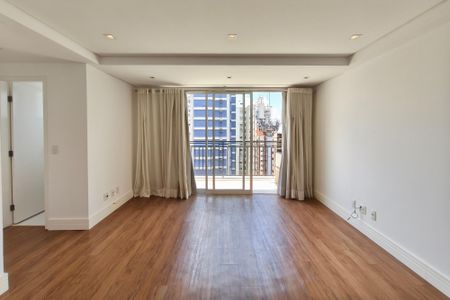 Sala de apartamento à venda com 1 quarto, 67m² em Cambuí, Campinas