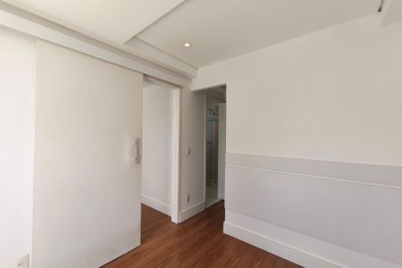 Quarto de apartamento à venda com 1 quarto, 67m² em Cambuí, Campinas