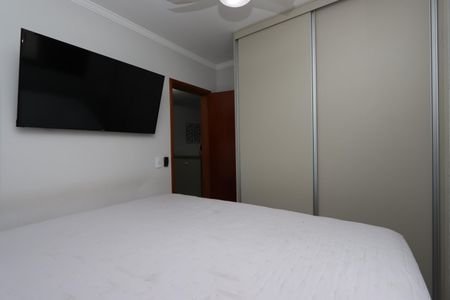 Suíte de apartamento à venda com 2 quartos, 60m² em Chácara Mafalda, São Paulo