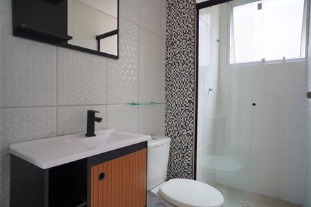 Banheiro  de apartamento para alugar com 2 quartos, 42m² em Sarandi, Porto Alegre