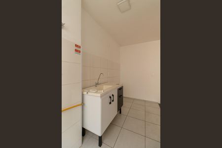 Apartamento para alugar com 43m², 2 quartos e sem vagaCozinha e Área de Serviço