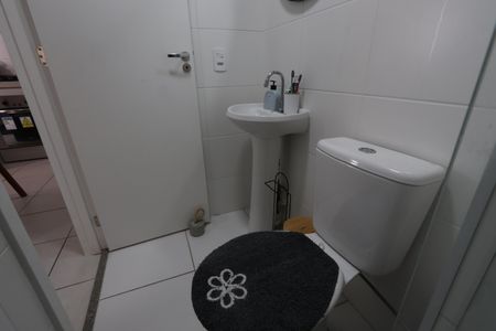 Apartamento para alugar com 34m², 2 quartos e sem vagaBanheiro