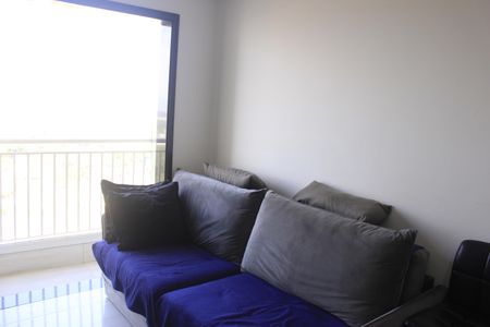 Sala  de apartamento à venda com 2 quartos, 56m² em São Roque, Guarulhos