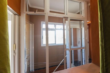 Casa à venda com 215m², 5 quartos e 3 vagasVista Quarto 1 Casa 2