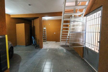Casa à venda com 215m², 5 quartos e 3 vagasGaragem Casa 2
