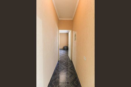 Casa à venda com 215m², 5 quartos e 3 vagasCorredor Casa 2