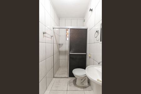 Casa à venda com 215m², 5 quartos e 3 vagasBanheiro Social Casa 1