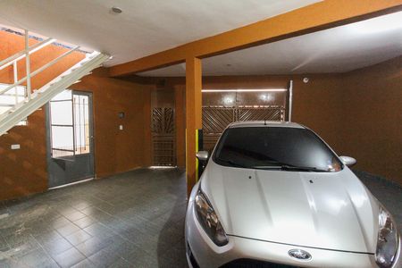 Casa à venda com 215m², 5 quartos e 3 vagasGaragem Casa 2