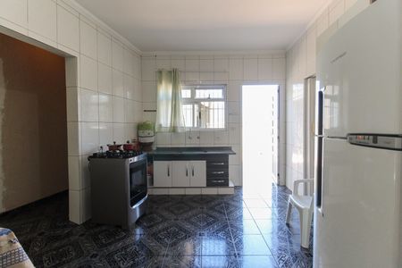 Casa à venda com 215m², 5 quartos e 3 vagasCozinha Casa 2