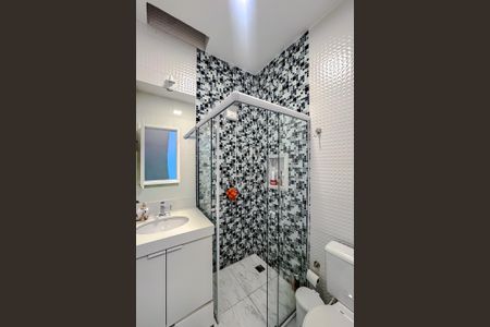 Casa de condomínio para alugar com 142m², 3 quartos e 3 vagasBanheiro