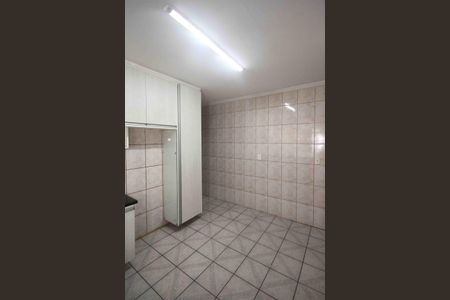 Casa para alugar com 300m², 3 quartos e 1 vaga Casa para alugar com 300m², 3 quartos e 1 vagaCozinha