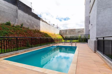 Apartamento para alugar com 33m², 2 quartos e sem vagaÁrea comum - Piscina