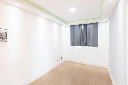 Sala de apartamento para alugar com 2 quartos, 45m² em Inhoaíba, Rio de Janeiro