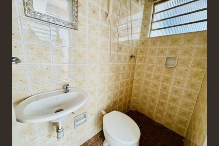 Casa à venda com 100m², 2 quartos e 2 vagas